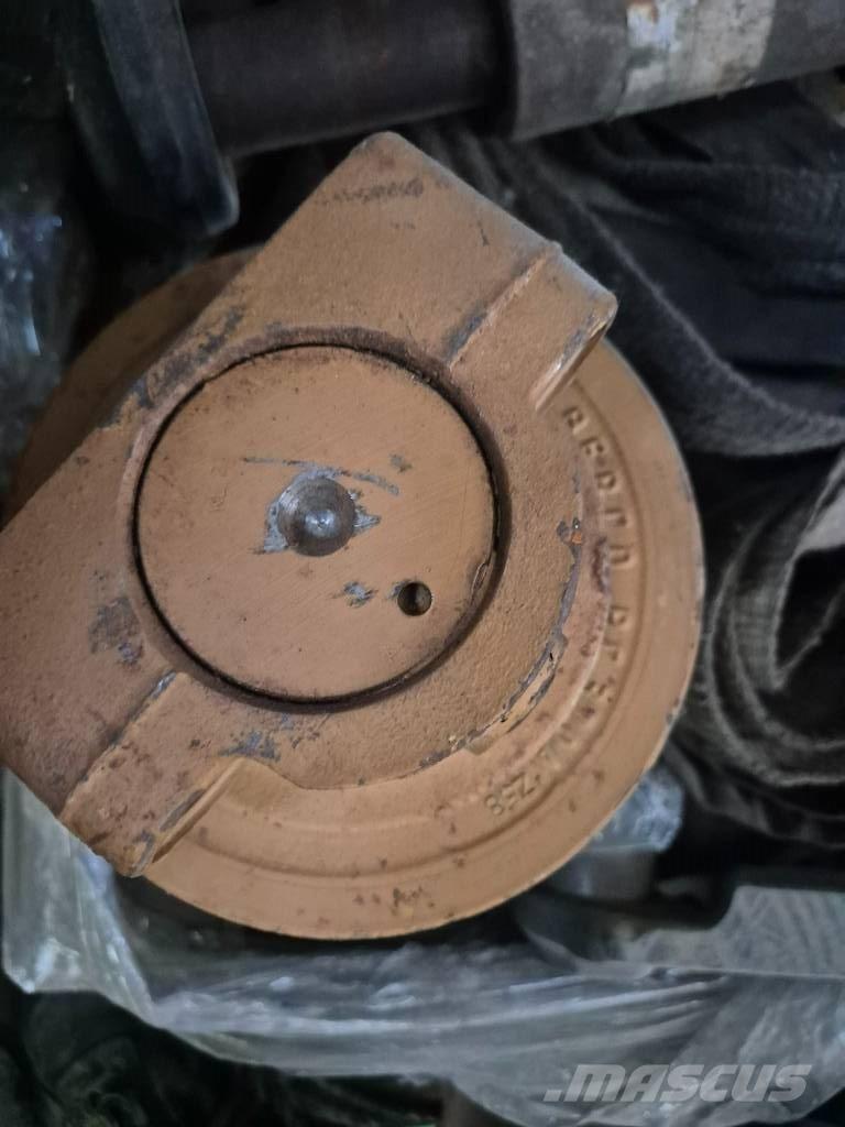 CAT D 6 Cadenas, orugas y chasis