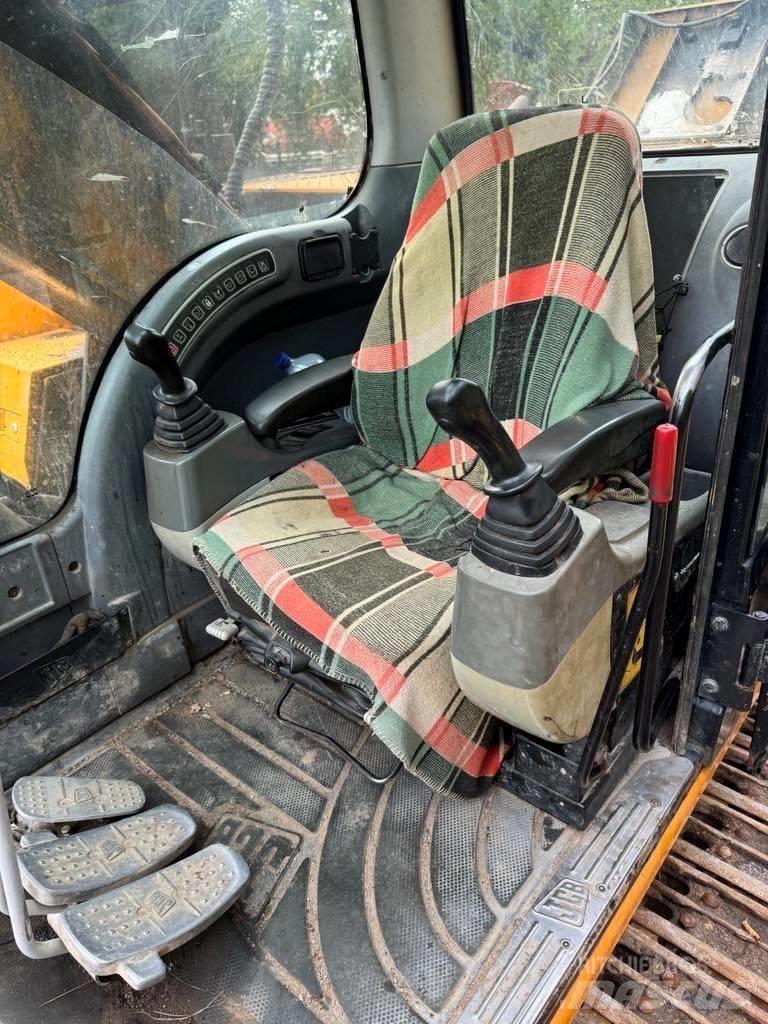 JCB JS 220 LC Excavadoras de cadenas