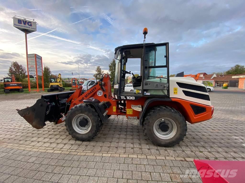 Yanmar V 100 Cargadoras sobre ruedas