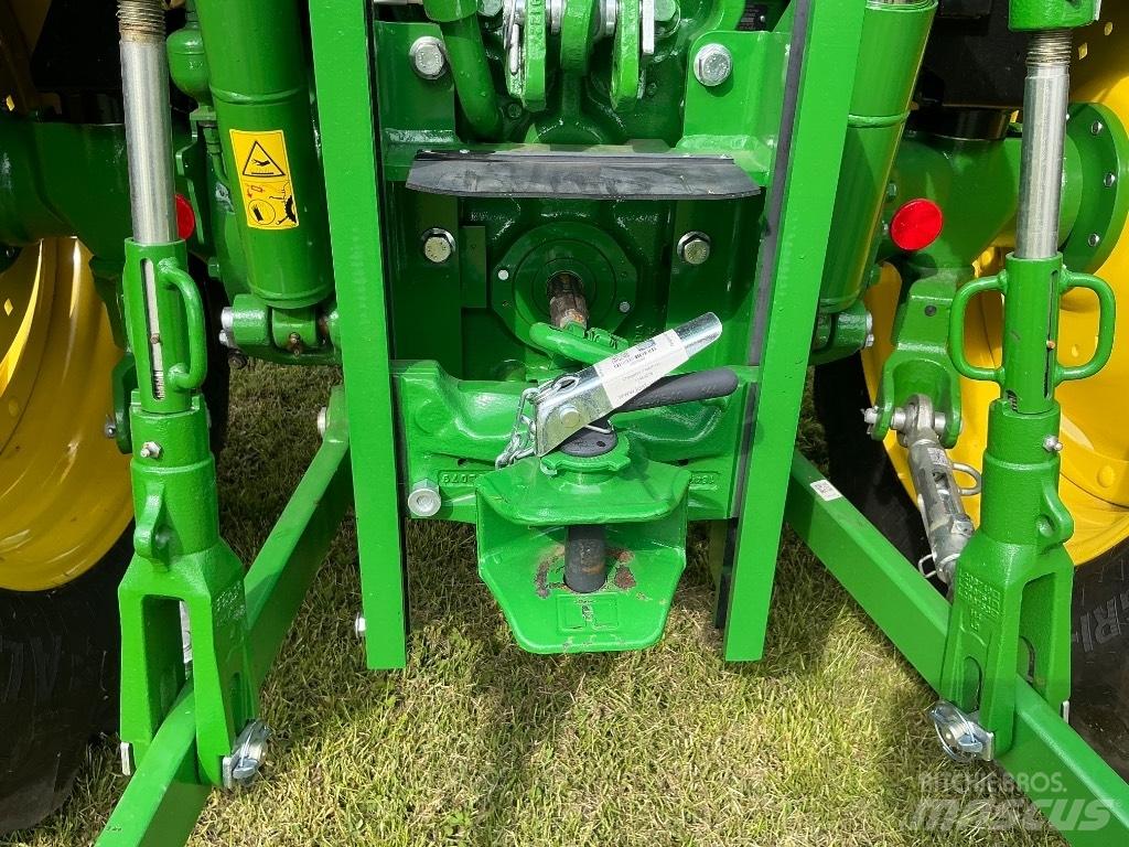 John Deere 5090 M Tractores