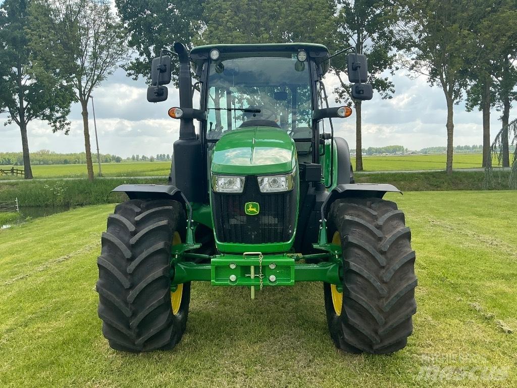 John Deere 5090 M Tractores