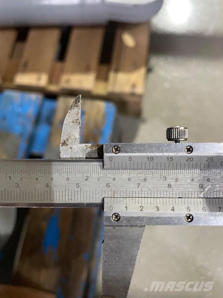 Menzi Muck Cilinders Hidráulicos