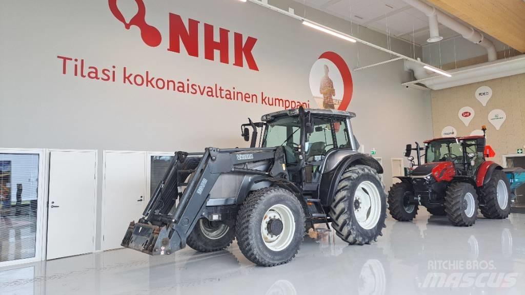 Valtra M 130 Tractores