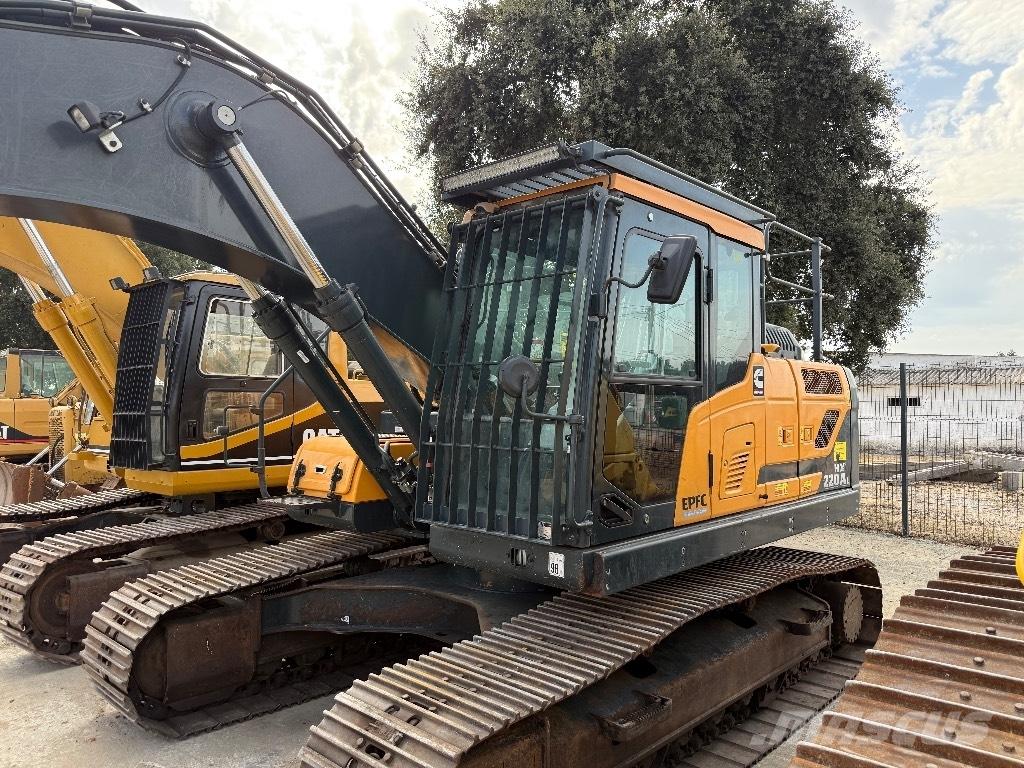 Hyundai HX 220 AL Excavadoras de cadenas