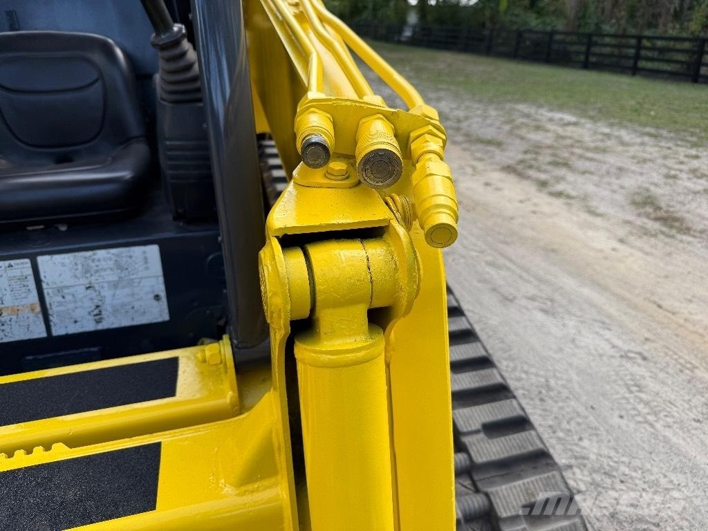 Komatsu CK 35-1 Minicargadoras