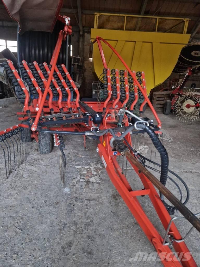 Kuhn 5031T Rastrillos y henificadores