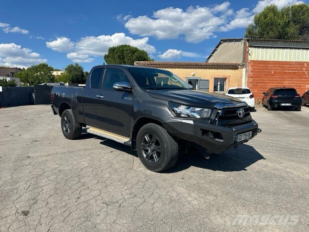 Toyota Hilux Coches