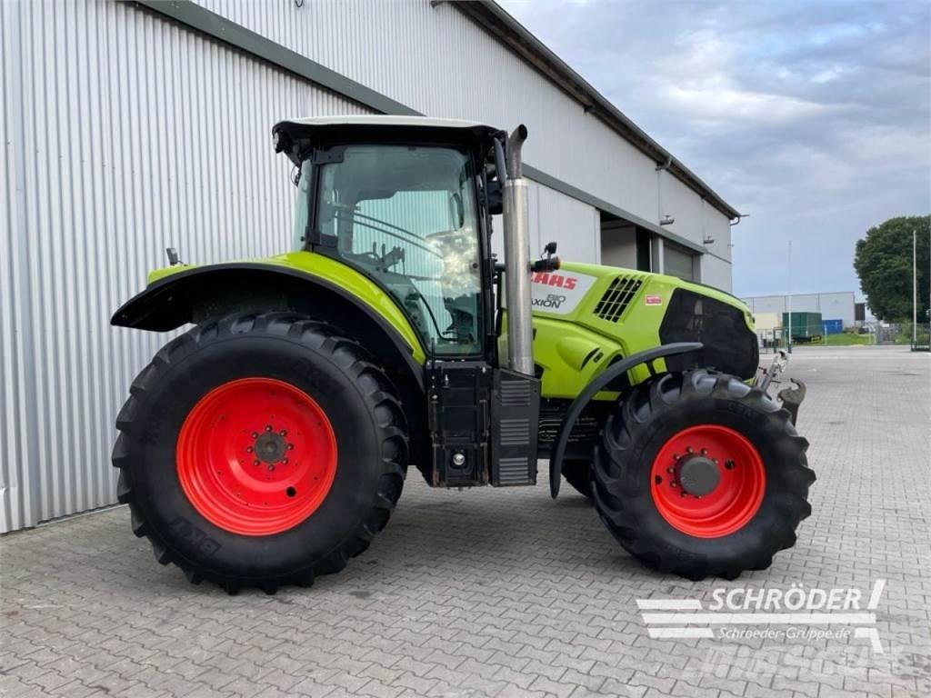 CLAAS AXION 810 Tractores
