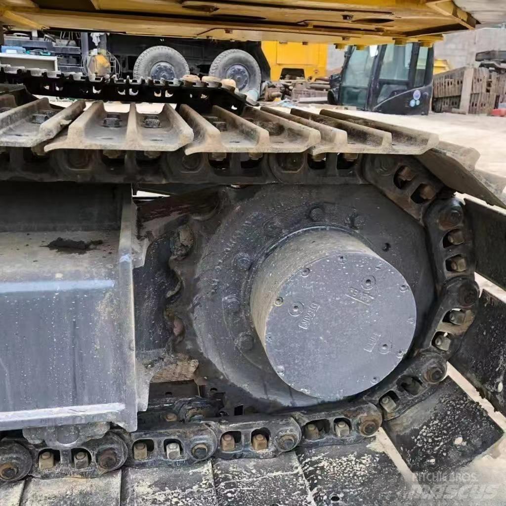 Komatsu PC 60 Excavadoras de cadenas