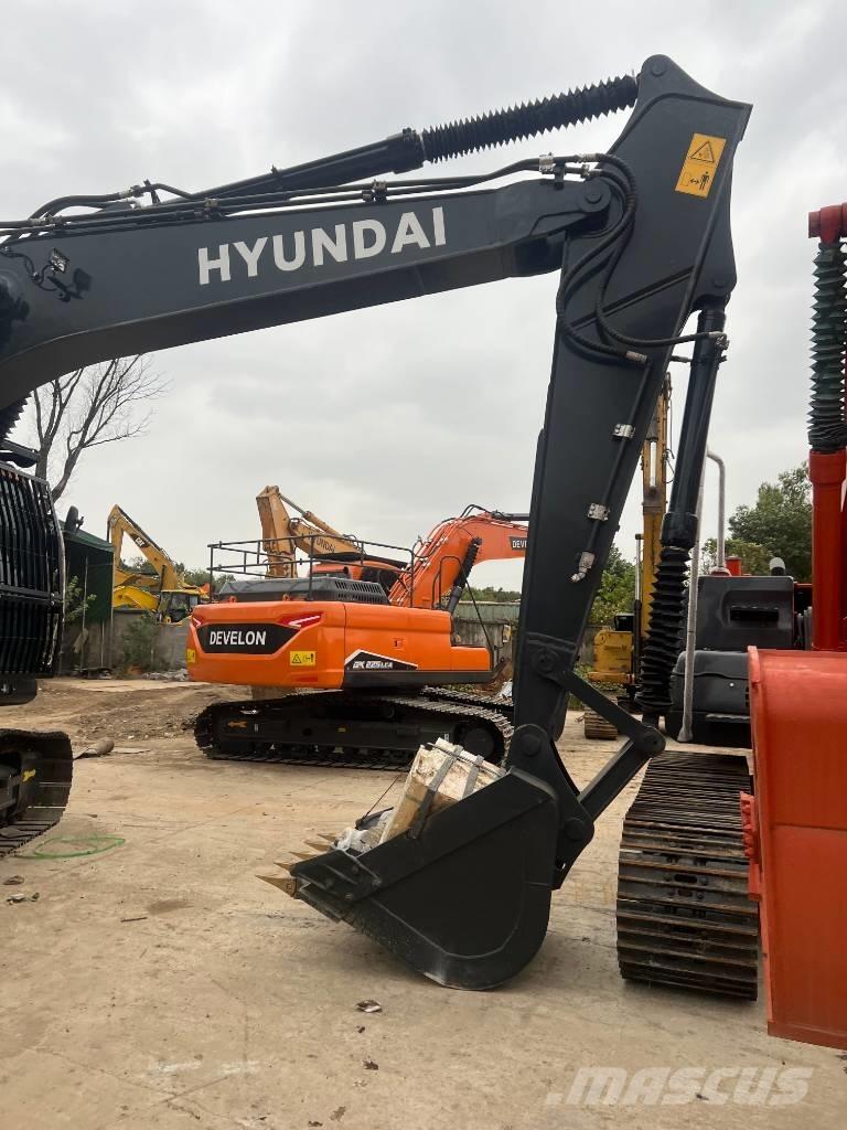 Hyundai HX 220 HD Excavadoras de cadenas