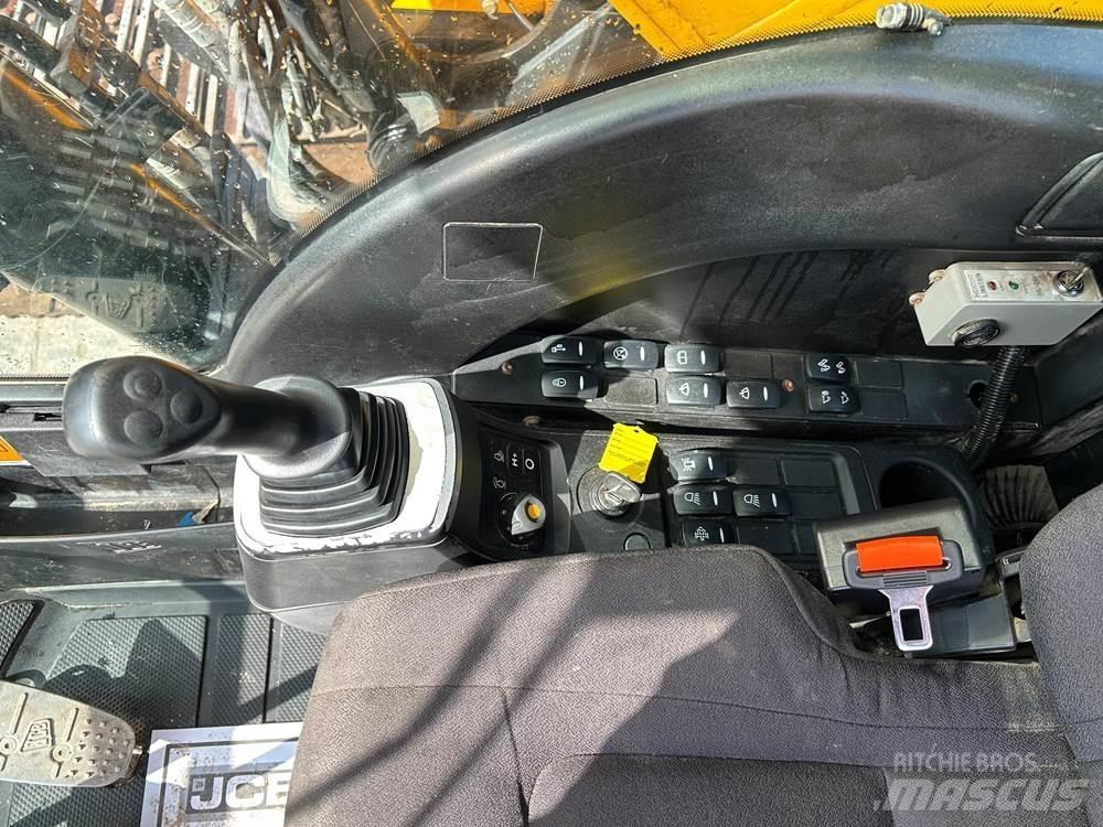 JCB JS220 LC Excavadoras de cadenas