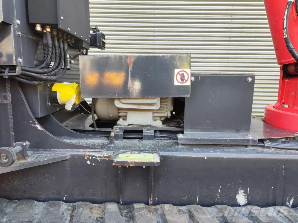 Unic URW 506 CDE Minigrúas