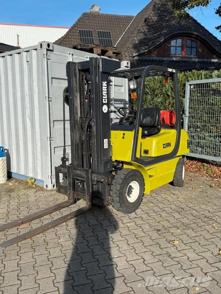 Clark CMP 25 L Carretillas LPG