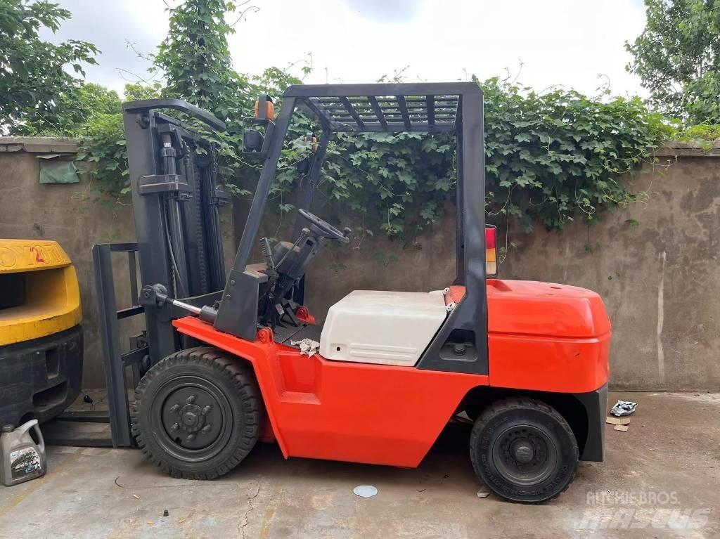Heli 3 Ton Carretillas diesel