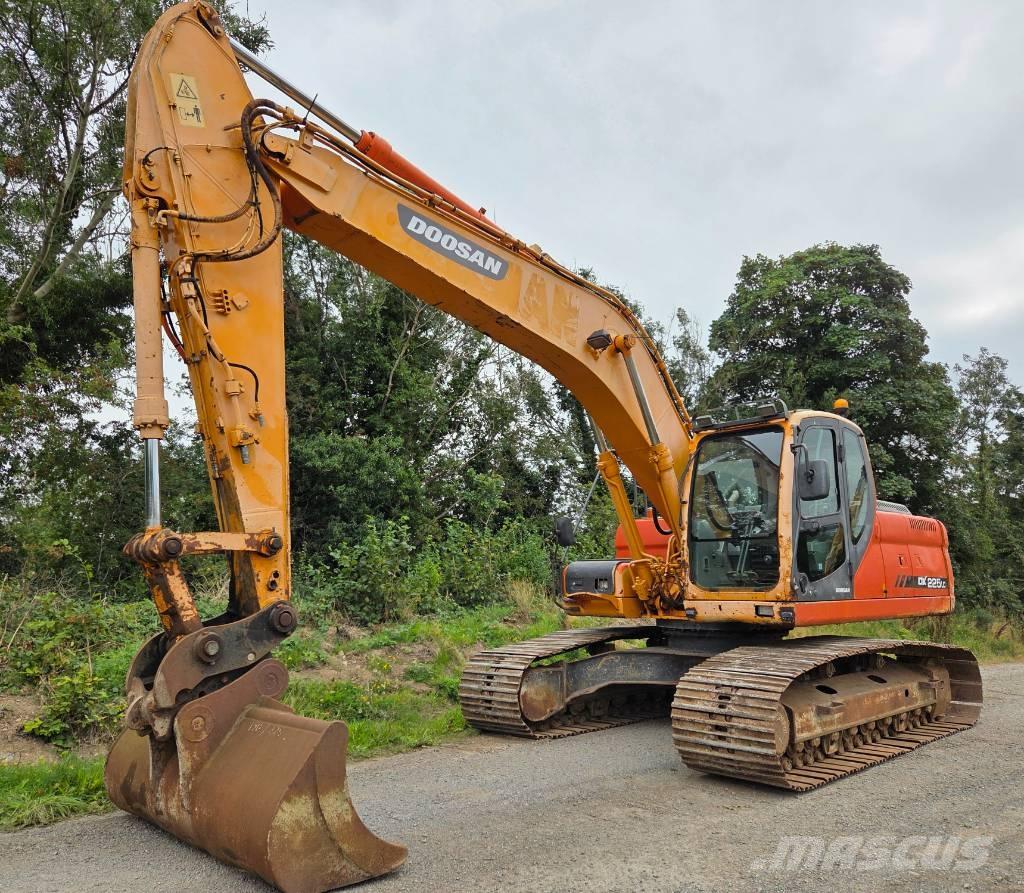 Doosan DX 225 LC Excavadoras de cadenas