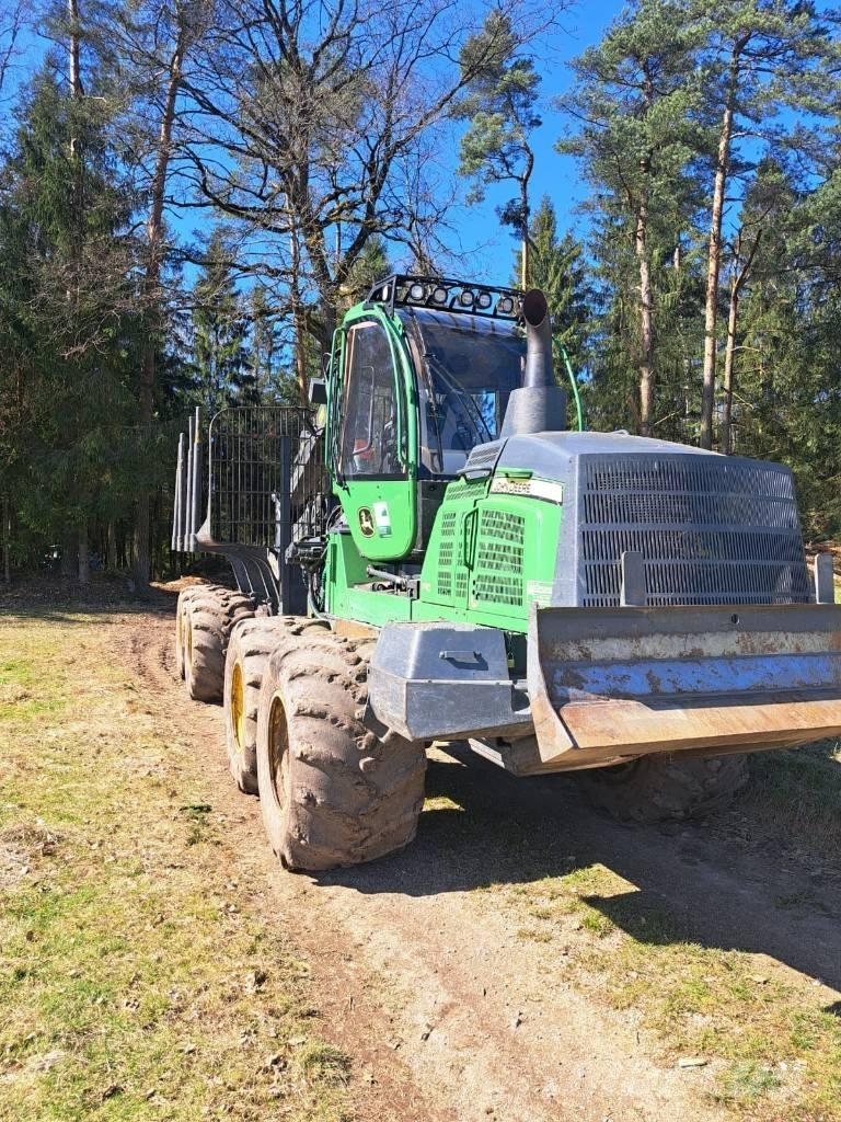 John Deere 1110 G Autocargadoras