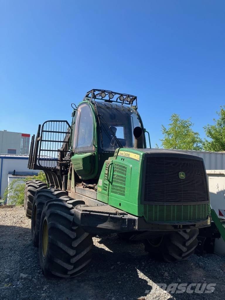 John Deere 1110 E Autocargadoras