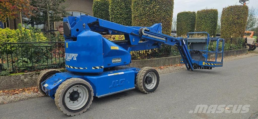 JLG E450aj Plataforma de trabajo articulada
