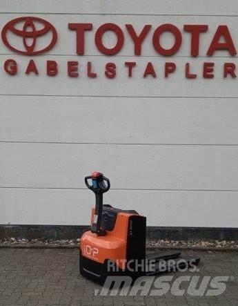 Toyota LWE 200 Transpaletas Electricas