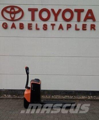 Toyota LWE 200 Apiladores eléctricos