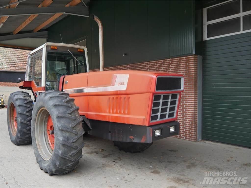Case IH IHC 3588 Tractores