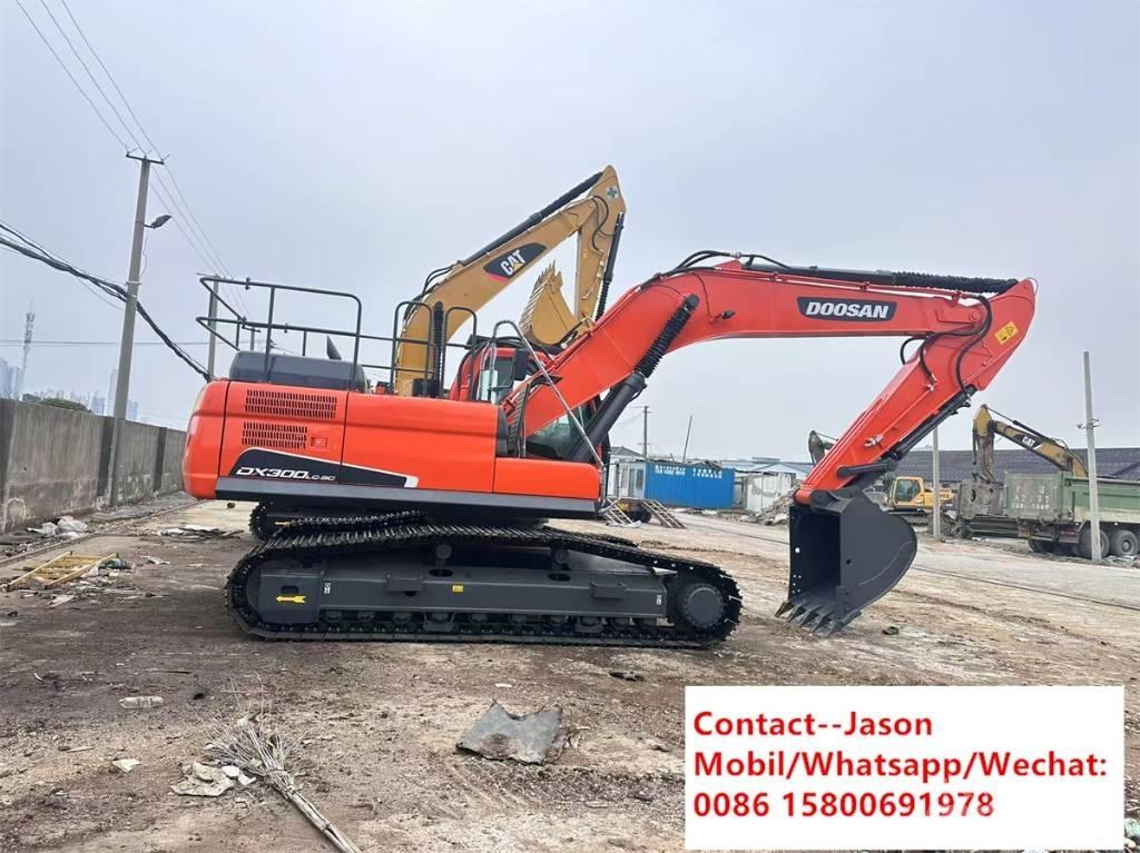 Doosan DX 300 LCA Excavadoras de cadenas