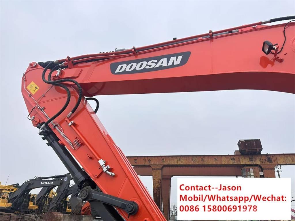 Doosan DX 300 LCA Excavadoras de cadenas