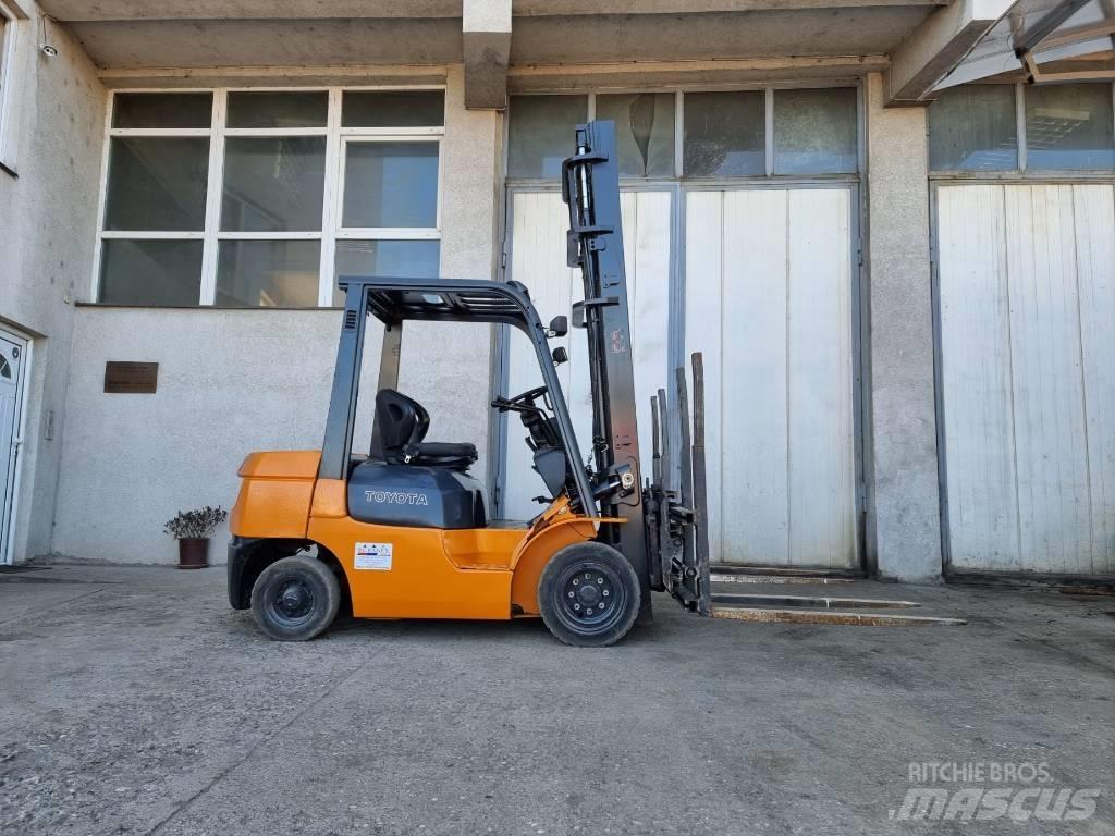 Toyota 02-7 FD 25 Carretillas diesel