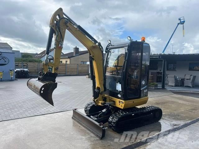 CAT 302.7 D CR Mini excavadoras < 7t