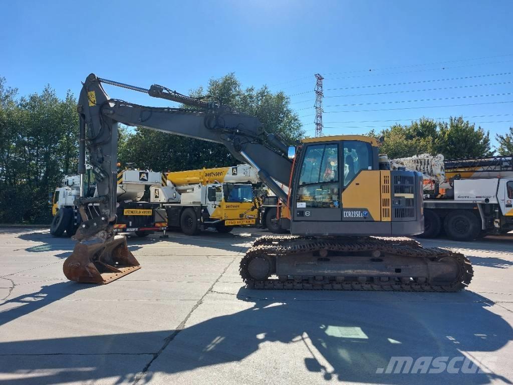 Volvo ECR 235 E Excavadoras de cadenas