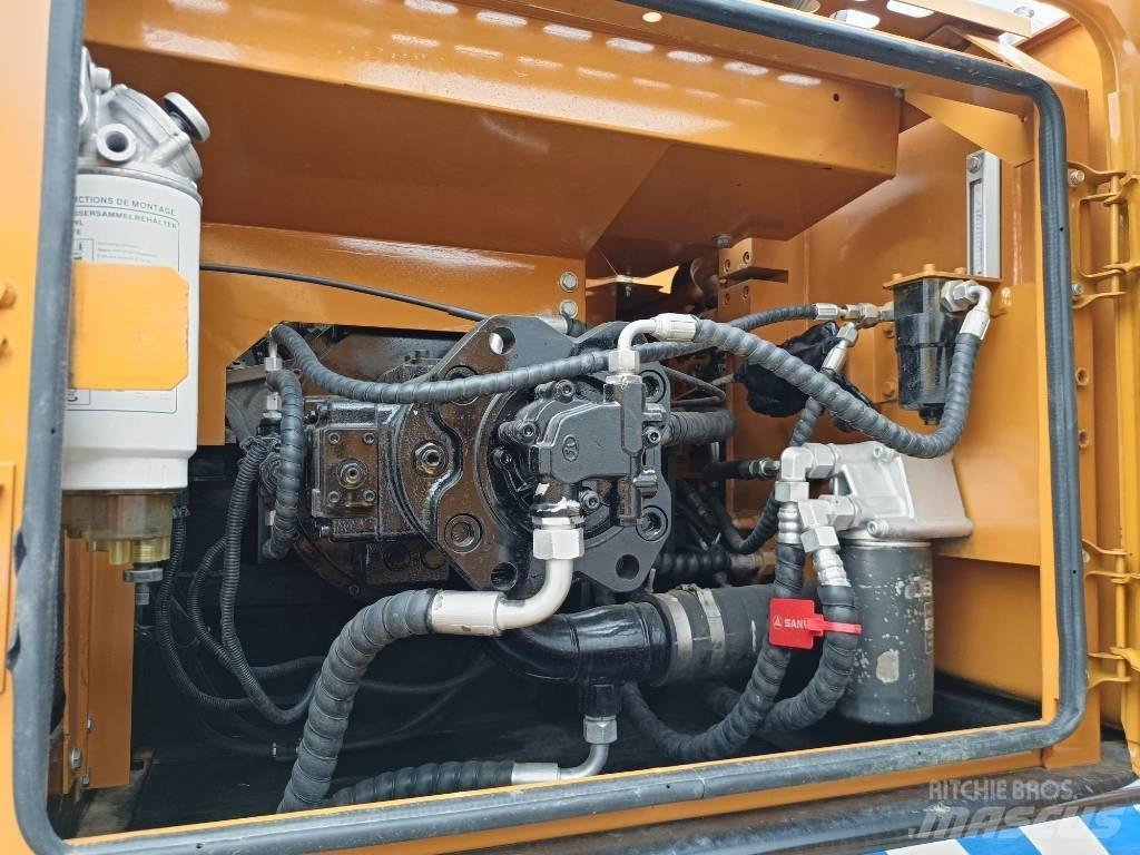 Sany SY 235 C Excavadoras de cadenas