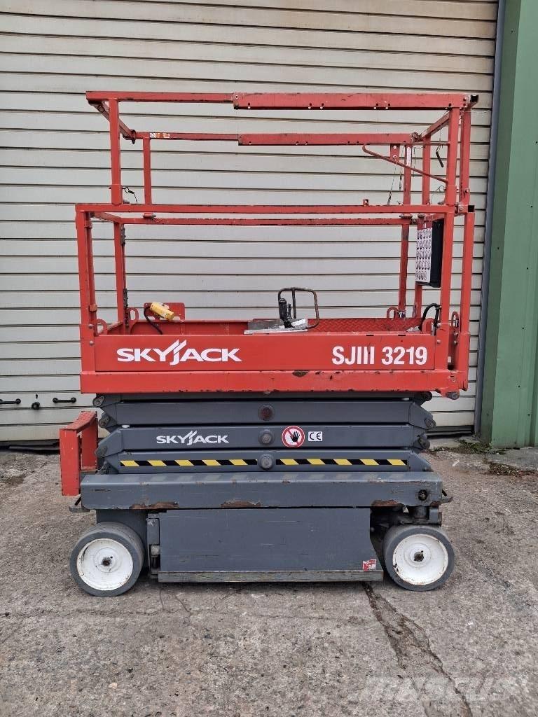 SkyJack SJ III 3219 Plataformas tijera