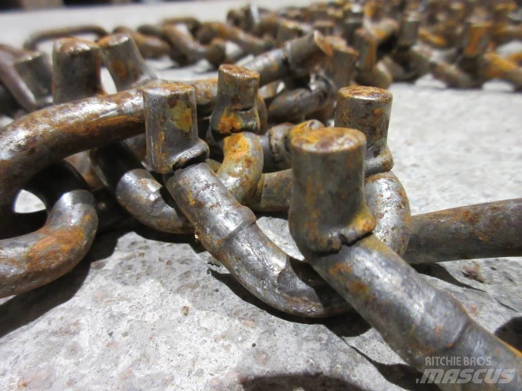  Ketjut 12.4-36 Cadenas, orugas y chasis