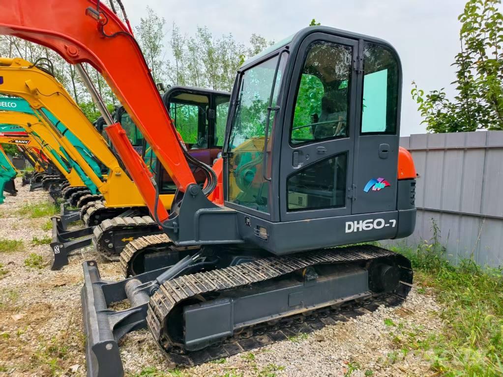 Doosan DH 60-7 Mini excavadoras < 7t