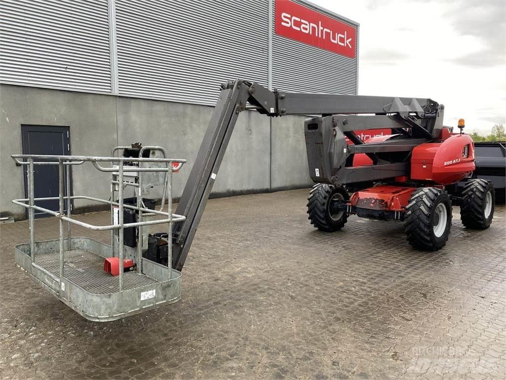 Manitou 200ATJ RC Plataforma de trabajo articulada