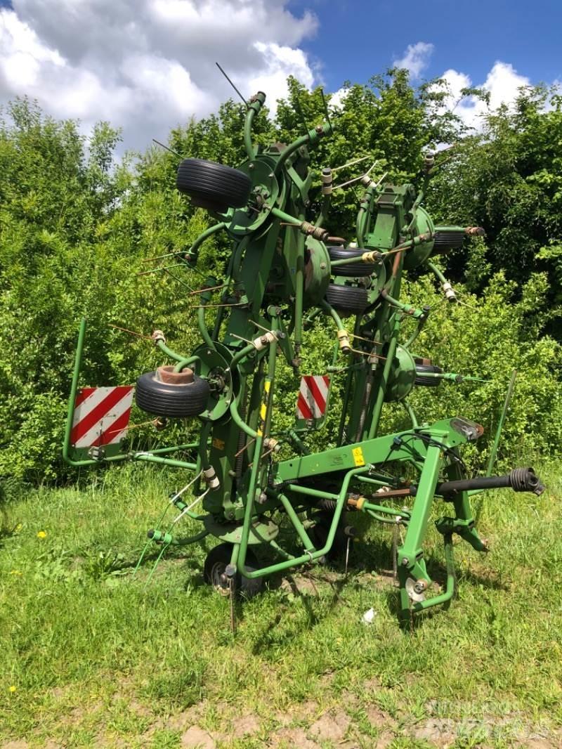 Krone KW 8.82/8 Rastrillos y henificadores