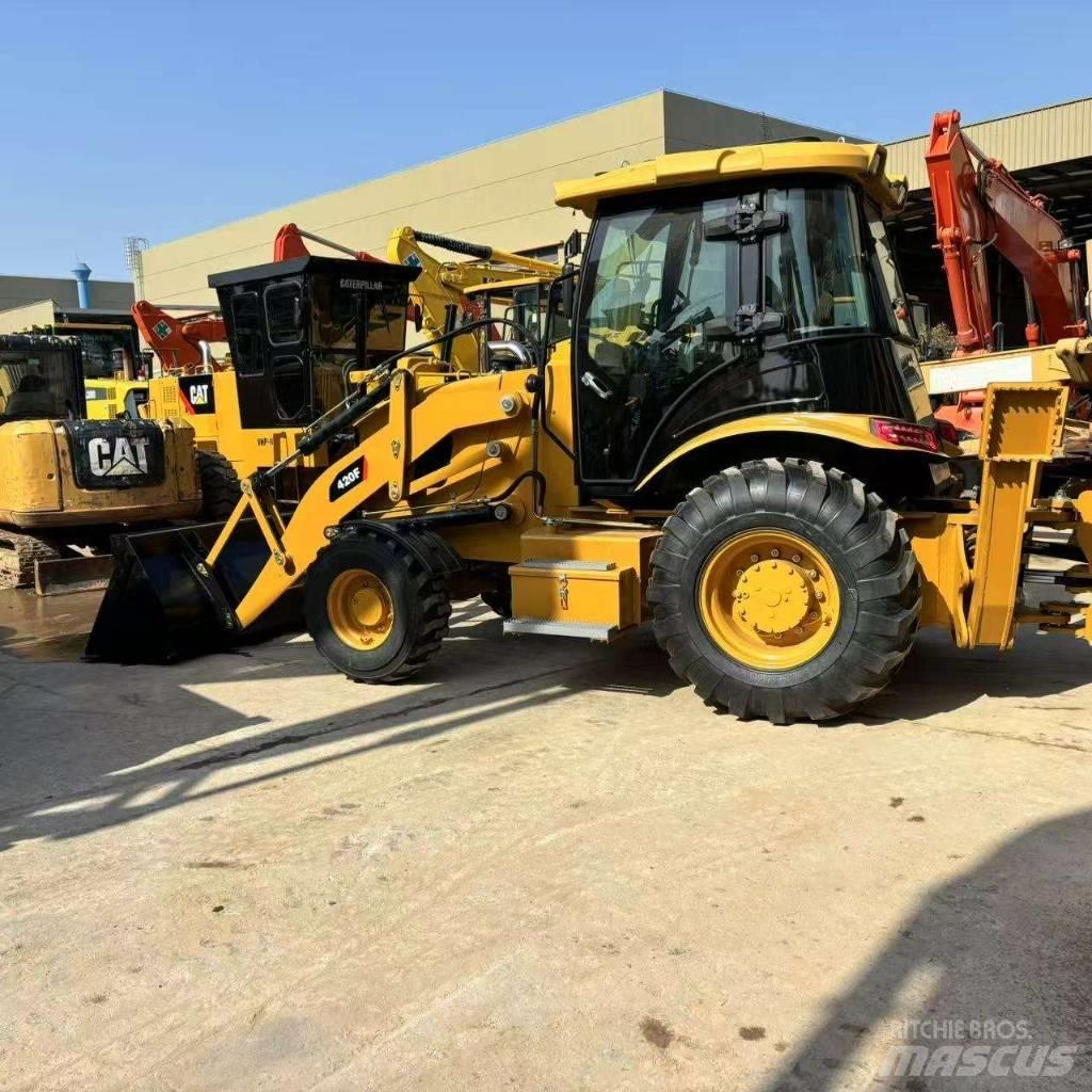 CAT 420 F Retrocargadoras