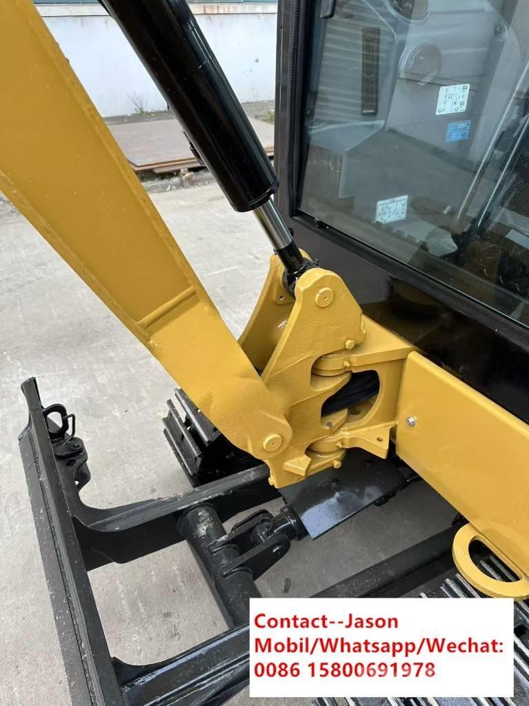CAT 302 CR Mini excavadoras < 7t