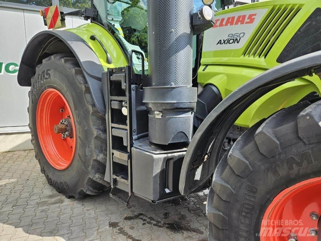 CLAAS AXION 960 Tractores