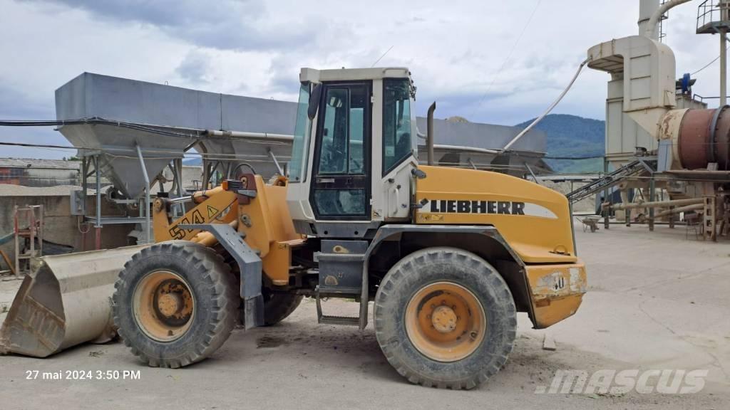 Liebherr L 514 Chasis y suspención
