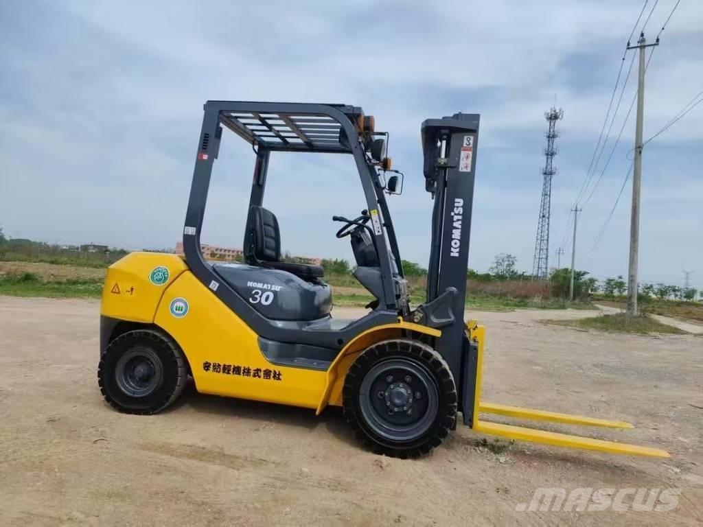 Komatsu 30 Carretillas diesel