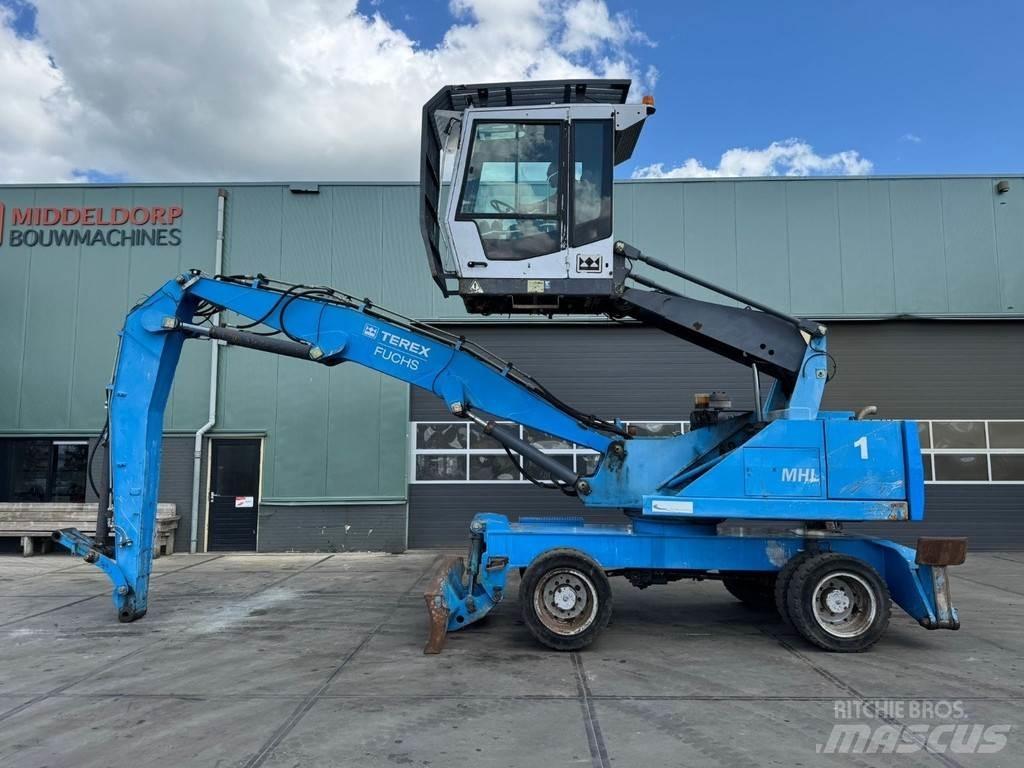 Fuchs MHL 320 Excavadoras de manutención