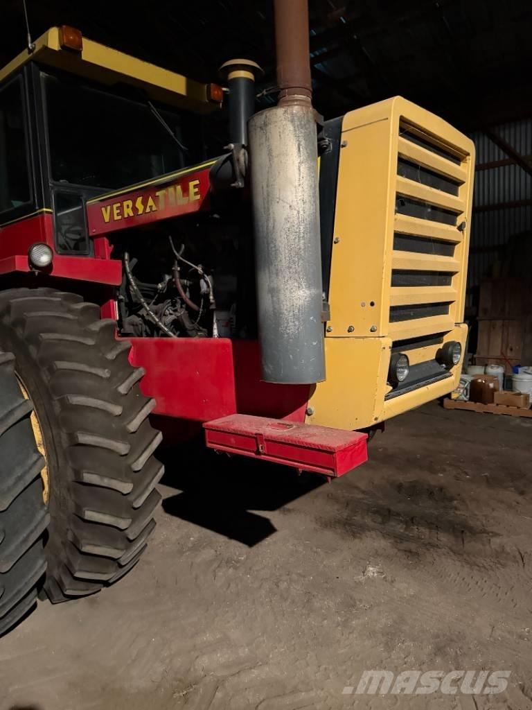 Versatile 835 Tractores