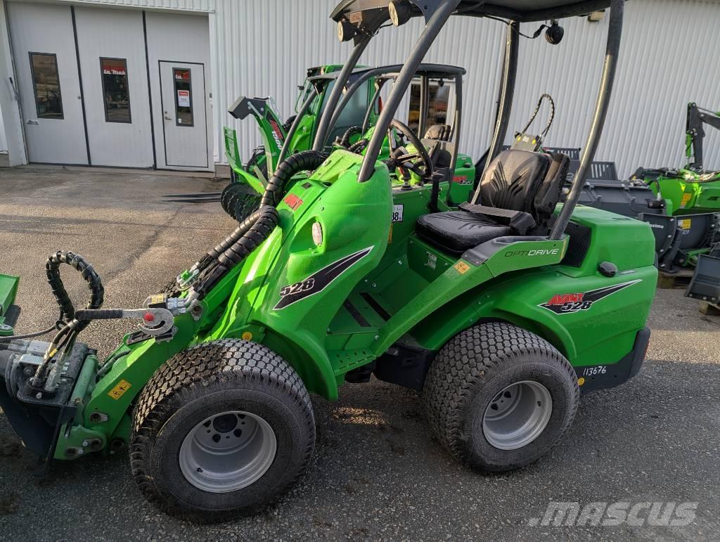 Avant 528 Minicargadoras