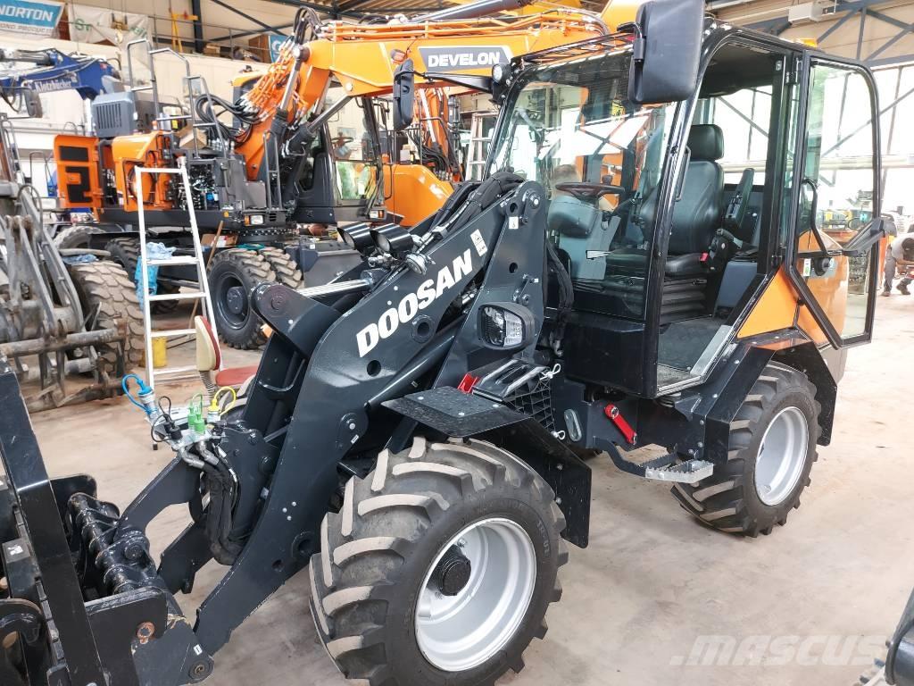 Develon DL 60-7 Cargadoras sobre ruedas