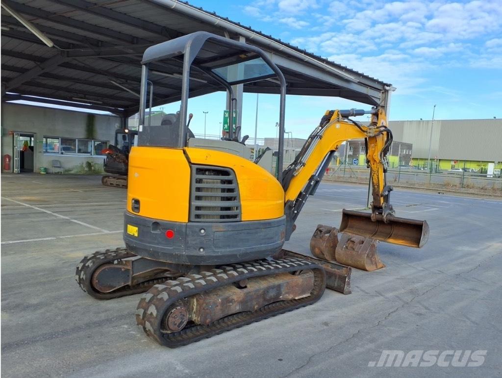 Bobcat E 26 Mini excavadoras < 7t