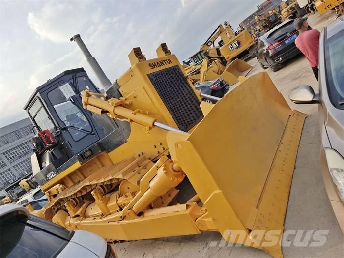 Shantui SD 22 Buldozer sobre oruga