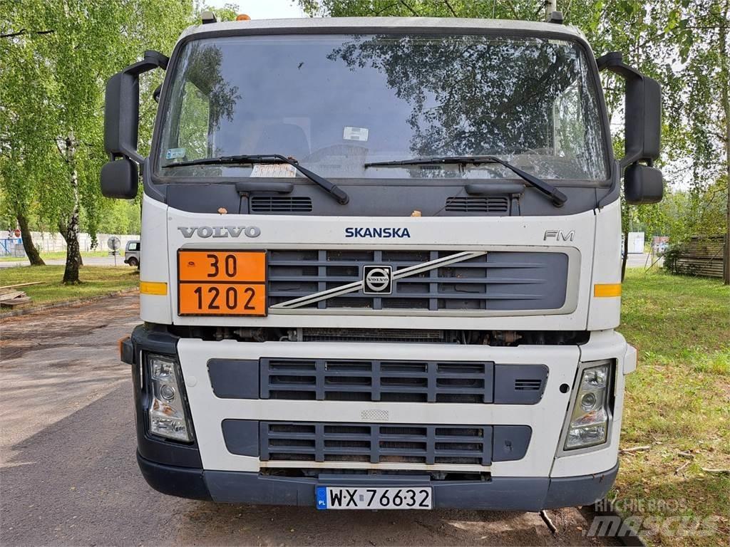 Volvo FM 260 Camiones cisterna