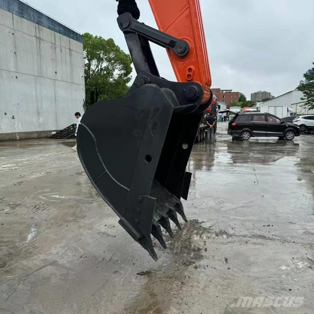Doosan DX 225 LC Excavadoras de cadenas
