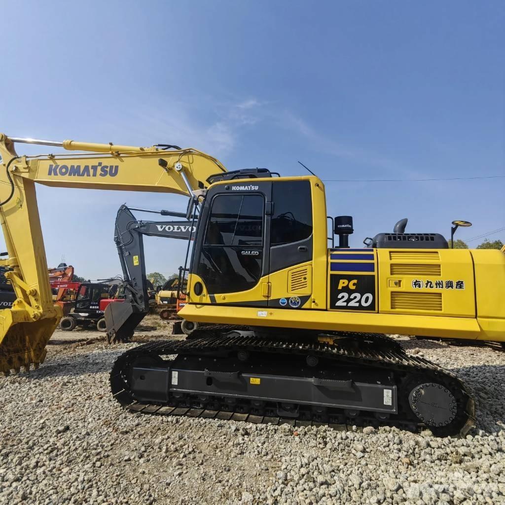 Komatsu PC 220-8 Excavadoras de cadenas